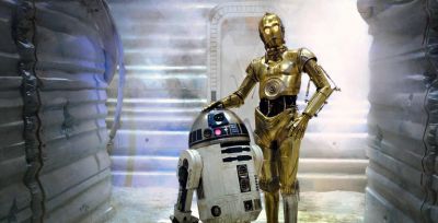 anthony daniels has played c-3p0 the droid in 6 or the 9 Star Wars movies