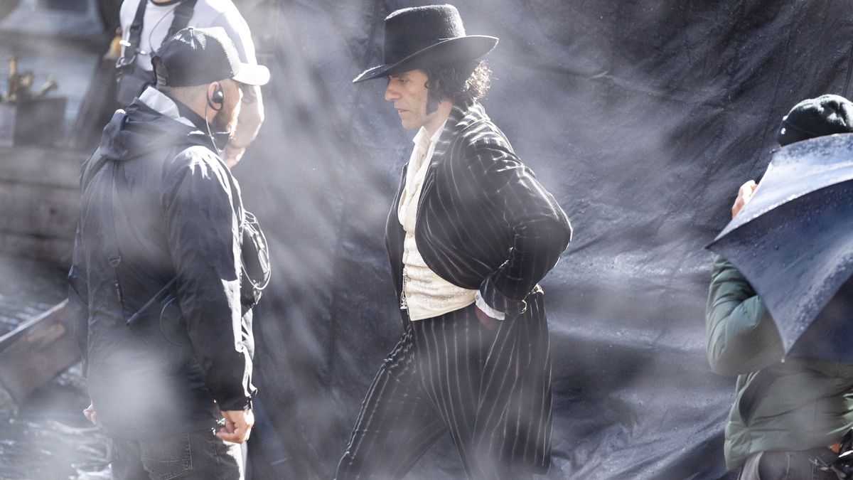 del Toro’s Frankenstein First Set Photo Released